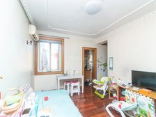 电梯房+电梯房+两房朝南+一手动迁+看房方便