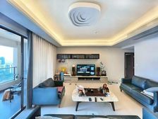 万科欧泊 南北对流大四房 业主急售 还价即成交 全新放盘