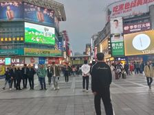 年租金15万费大厨 黄兴广场展示面好的店 日均营业额20万