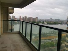 正南万象华府二期4室2厅精装修