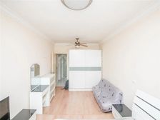 高区精装一房,书包未用,看房方便,房东诚心出售