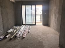 东鲁世家3室2厅2卫南朝向188.0万元/套出售