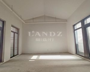 中粮瑞府随时可看的房源,大户型居室多,私密性高
