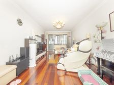 此房满五年,小区花园位置,前后无遮挡,位置安静,大四房