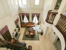 纳帕溪谷 一期B户型,宽街区视野无敌,60平挑空大客厅,急售