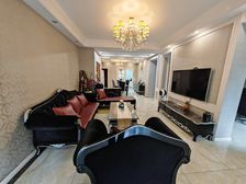 维科拉菲庄园4室2厅2卫南朝向368.0万元/套出售