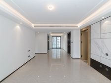 花语江南 4室2厅 精装四开间朝南 中间楼层 随时看房