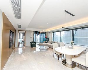 银泰边 江南旁 精装四房 绿城品质 待您品鉴改善天花板