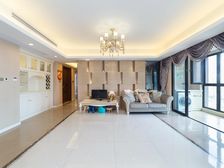 新出新城帝景南区 精装修 保养很好 急卖 随时看房