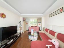 带30平方的院子+平-南-实-验-西-校