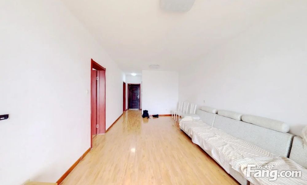 津铁泰苑精装双阳两室包含两个车位中介只收壹个点