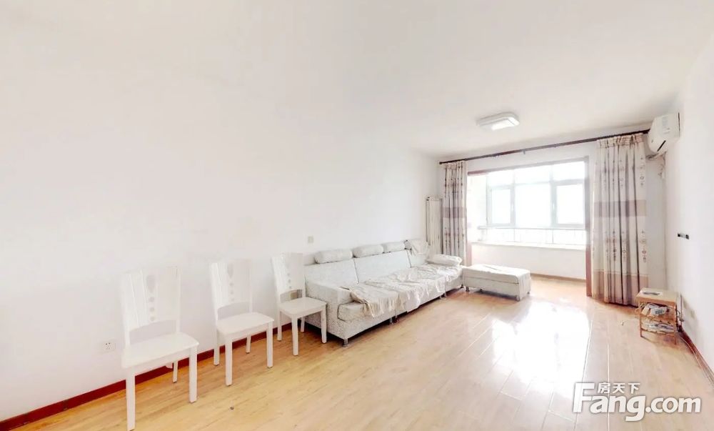 津铁泰苑精装双阳两室包含两个车位中介只收壹个点