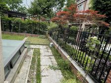 都市东区 边套大花园 豪华装修 随时看房 中心位置