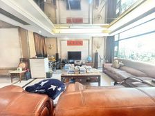 珊瑚湾畔独栋别墅 带大花园 满五 采光好 周边商圈成熟