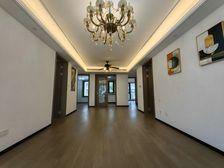 蔚蓝城市花园4室2厅2卫南朝向289.0万元/套出售