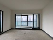 业主血亏 礼嘉华侨城瞰江大平层 180度临江视野 房源保真