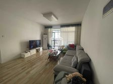 中国人寿凤岭居住小区前面蓝山幼儿园凤景湾幼儿园无遮挡视野好