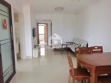 龙域香醍半岛3房2厅精装50万