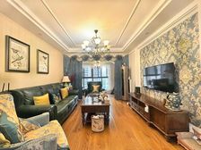 新上湖畔花园纯边套 小区装修好的一套 业主置换别墅