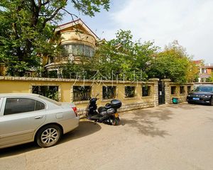 单排独栋 边户型位置 3间卧室朝南 看房方便