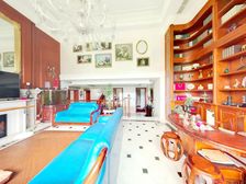 电梯洋房顶复 客厅挑高 新软装 可拎包入住 诚心卖