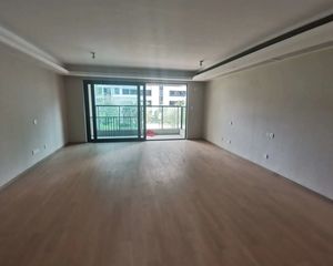 雅戈尔新湖景花苑4室2厅2卫南朝向386.0万元/套出售