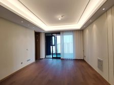 万象华府二期 4室2厅 南 精装