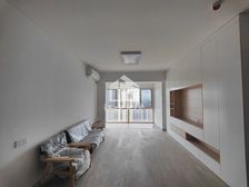 合景天汇广场 5房2厅125万