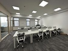 白金湾广场|北外滩来福士相邻|拎包入驻|随时看房