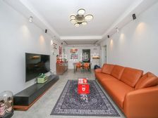 主卧朝南,得房率高,中式风格,房型正气