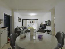 国际华城三村2房南精装真实好房