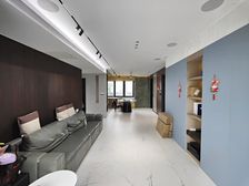 (业主急售 )包税送车位 户型方正 全新豪装未住过 看房方便