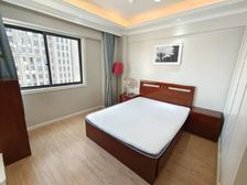 和泰公寓 1房 580000.0 采光充足,视频房