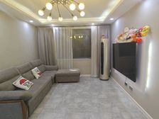 万家花园3房南精装真实好房