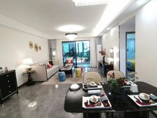 西华旁 有轨电车站点 单价1万 买精装带家电准现房