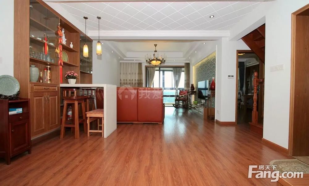 紫荆欣苑空中别墅花园房赠送大露台车位业主诚新出售