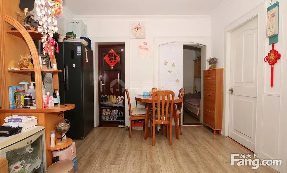 金成花园二期新出精装三房满五年楼层好价格可谈