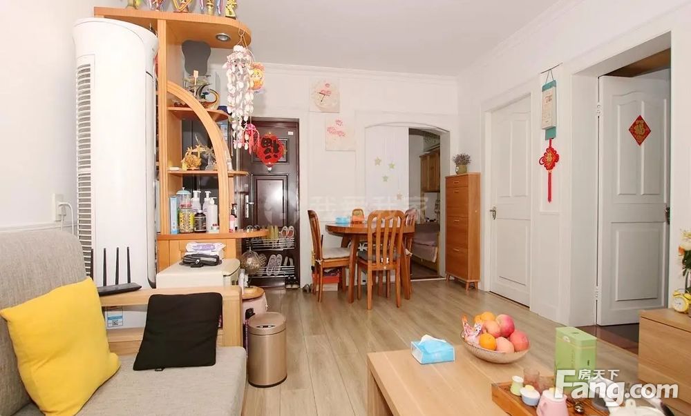 金成花园二期新出精装三房满五年楼层好价格可谈