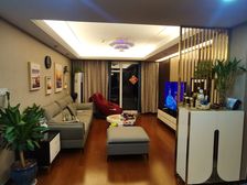 万科华堂嘉园4室2厅2卫南朝向299.0万元/套出售