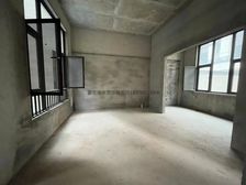 东盟商务区江边上珍藏别墅实用面积高达700平带3个车位