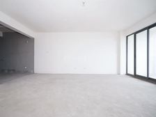 太湖边一线湖景公寓,视野开阔,采光好,楼层楼幢位置好