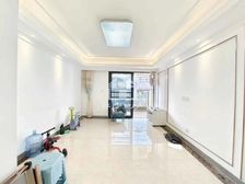 中国铁建安吉山语城3房2厅84万