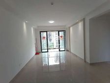 桂雅路小学凤岭国际城 99平3居 南向精装修 着急出售带车位