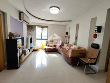 南湖国际广场3房2厅240万