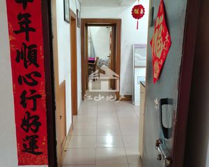湖滨小区 3房2厅85万