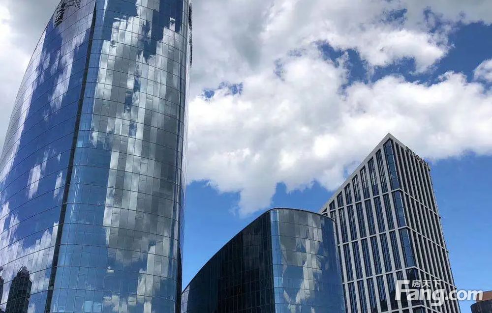 启皓大厦写字楼出租·办公室租赁世界中心丨北京启皓丨新浪微博丨腾讯