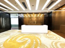 大中华金融中心3000平大整层精装出租 豪华装修 拎包入住