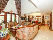 保利垄上 挑空客厅 三间朝南 精装独栋 1千2多 靠谱出售