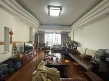 中房埌东小区3房2厅精装190万
