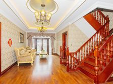 地铁旁.急售钥匙房.北京壹号庄园.独栋别墅.位置好采光好